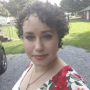 Meet your Posher, Savannah